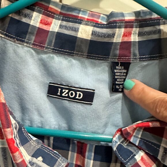 IZOD Men's Short Sleeve Collared Shirt, Size: XL, Button Down - Picture 3 of 10